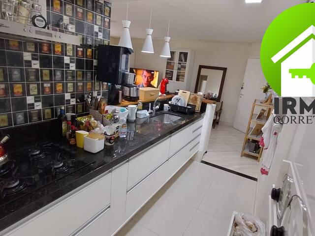 #27 - Apartamento para Venda em Santos - SP