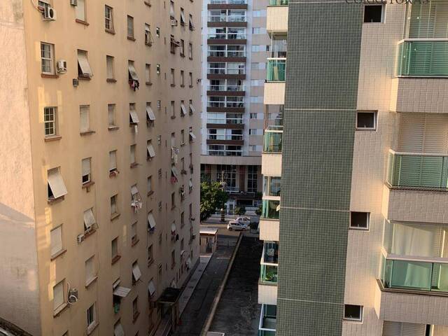 #60 - Apartamento para Venda em Santos - SP