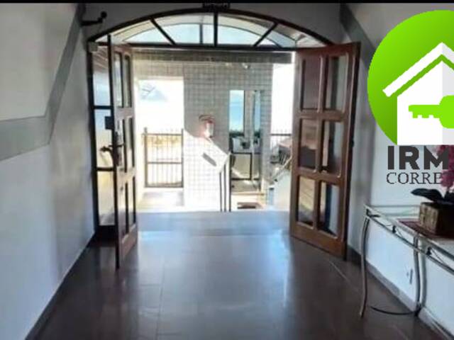 #102 - Apartamento para Venda em São Vicente - SP
