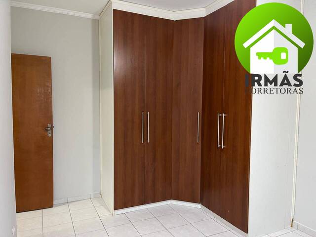 #105 - Apartamento para Venda em Santos - SP