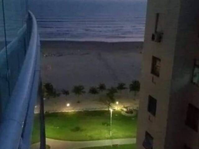 #115 - Apartamento para Venda em Santos - SP