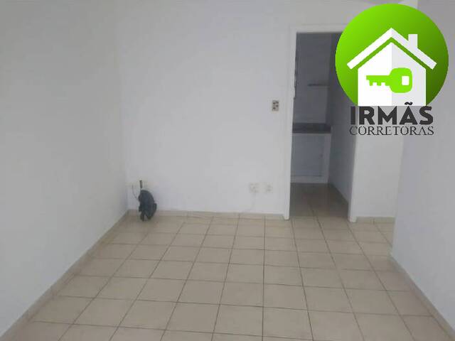 #129 - Apartamento para Venda em Santos - SP