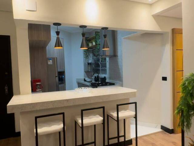 #164 - Apartamento para Venda em Santos - SP