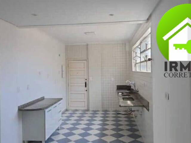 #209 - Apartamento para Venda em Santos - SP