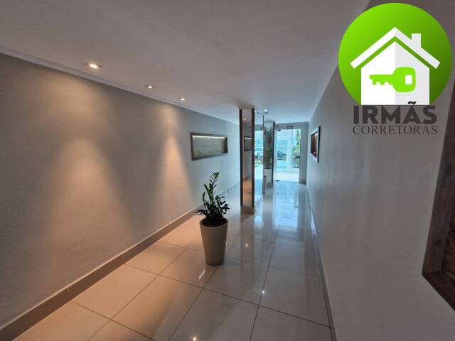 #220 - Apartamento para Venda em Santos - SP