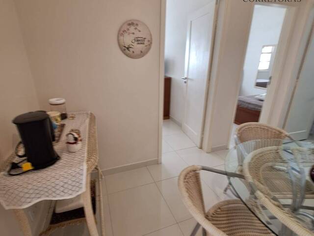 #229 - Apartamento para Venda em Santos - SP