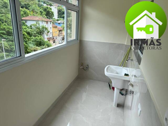 #241 - Apartamento para Venda em São Vicente - SP