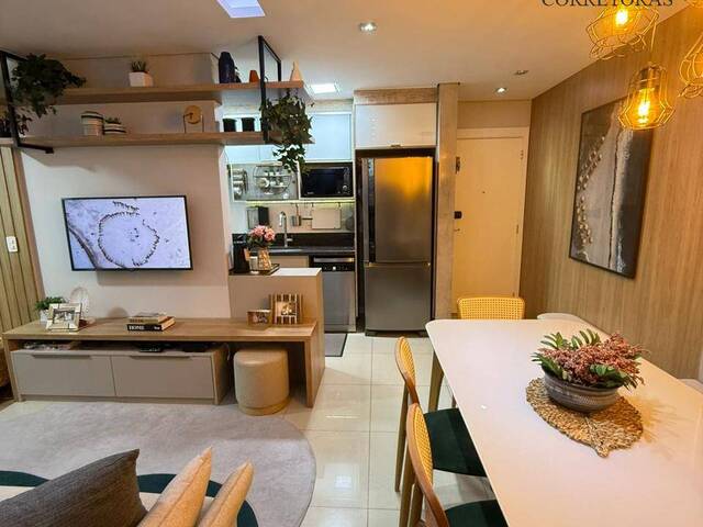 #242 - Apartamento para Venda em Santos - SP