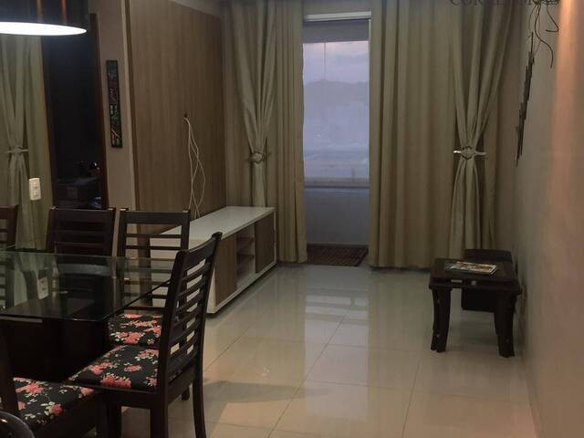 #247 - Apartamento para Locação em Santos - SP