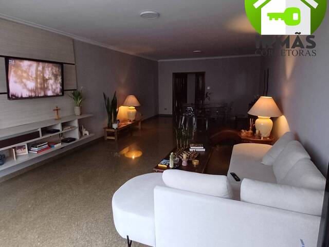 #255 - Apartamento para Venda em Santos - SP