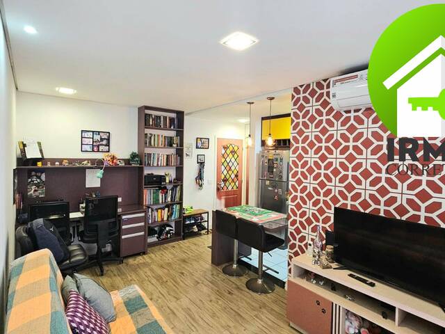 #279 - Apartamento para Venda em Santos - SP