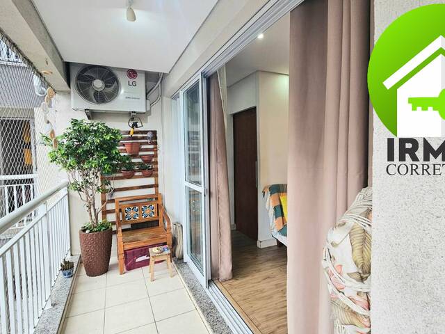 #279 - Apartamento para Venda em Santos - SP