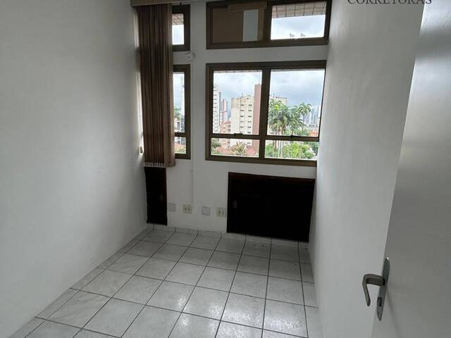 #286 - Sala para Venda em Santos - SP