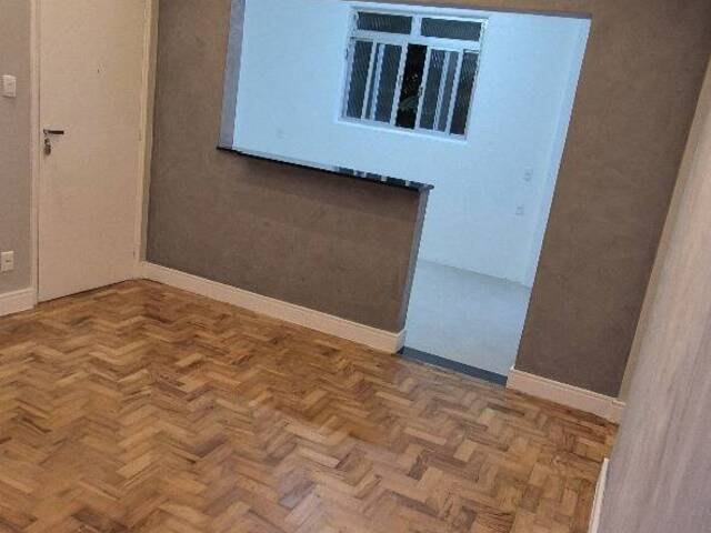 #316 - Apartamento para Venda em Santos - SP