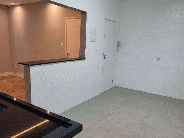 Apartamento para Venda em Santos - 4