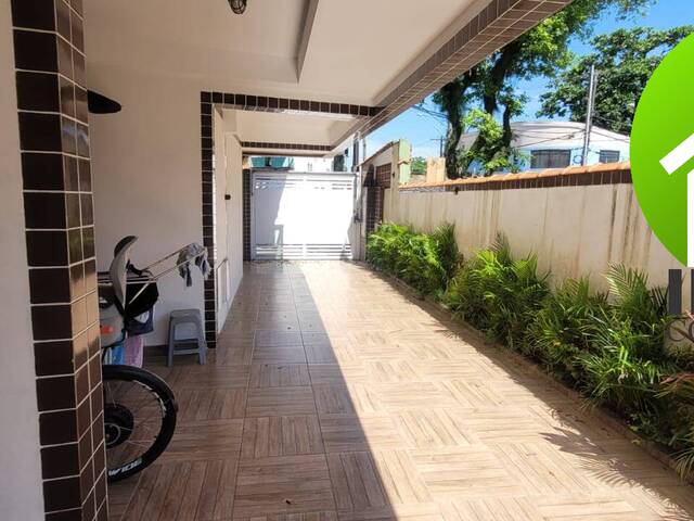 #318 - Casa para Venda em Santos - SP