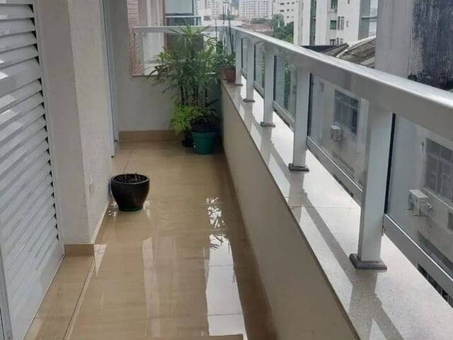 #321 - Apartamento para Venda em Santos - SP