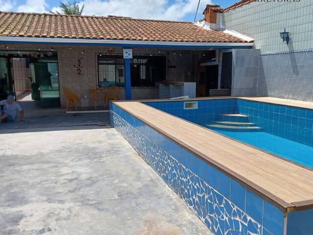#325 - Casa para Venda em Santos - SP