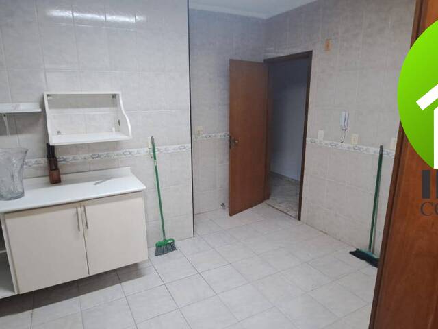 Apartamento para Venda em Santos - 4