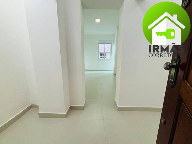 #377 - Apartamento para Venda em Santos - SP