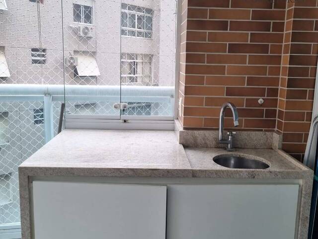 #399 - Apartamento para Locação em Santos - SP