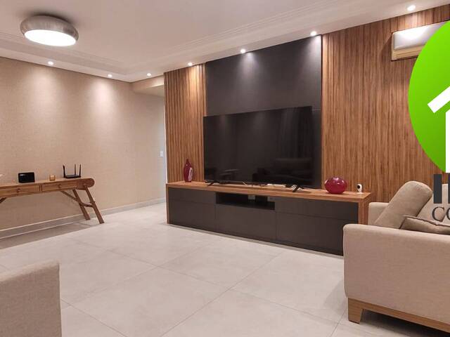 #418 - Apartamento para Venda em Santos - SP