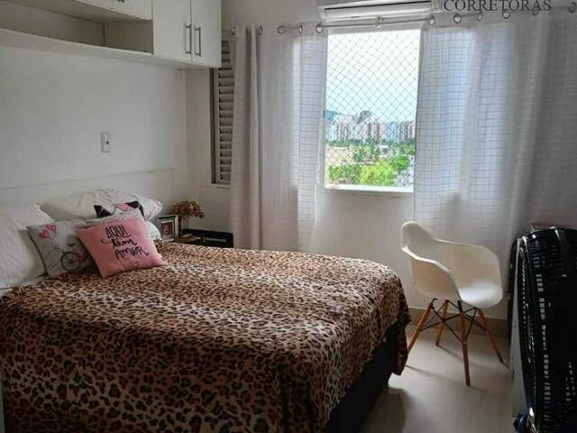 #433 - Apartamento para Venda em São Vicente - SP