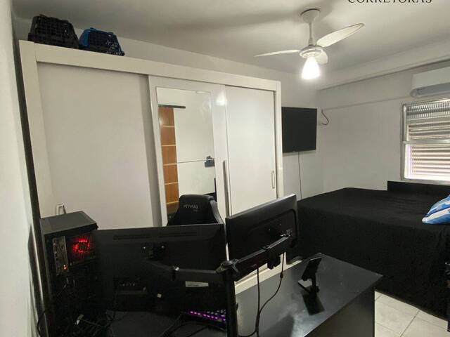 #448 - Apartamento para Venda em Santos - SP