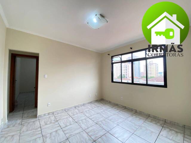 #453 - Apartamento para Locação em Santos - SP
