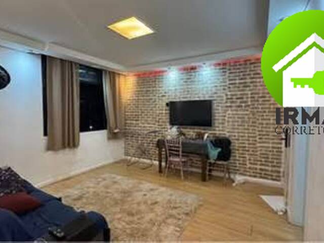 #490 - Apartamento para Venda em Santos - SP